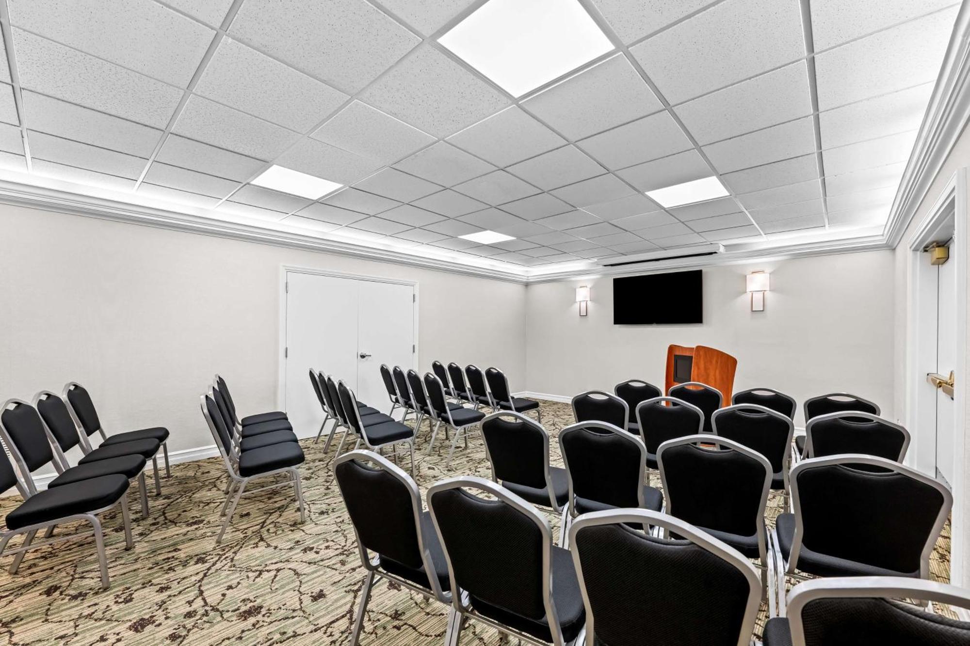Best Western Plus Puyallup Hotel Extérieur photo