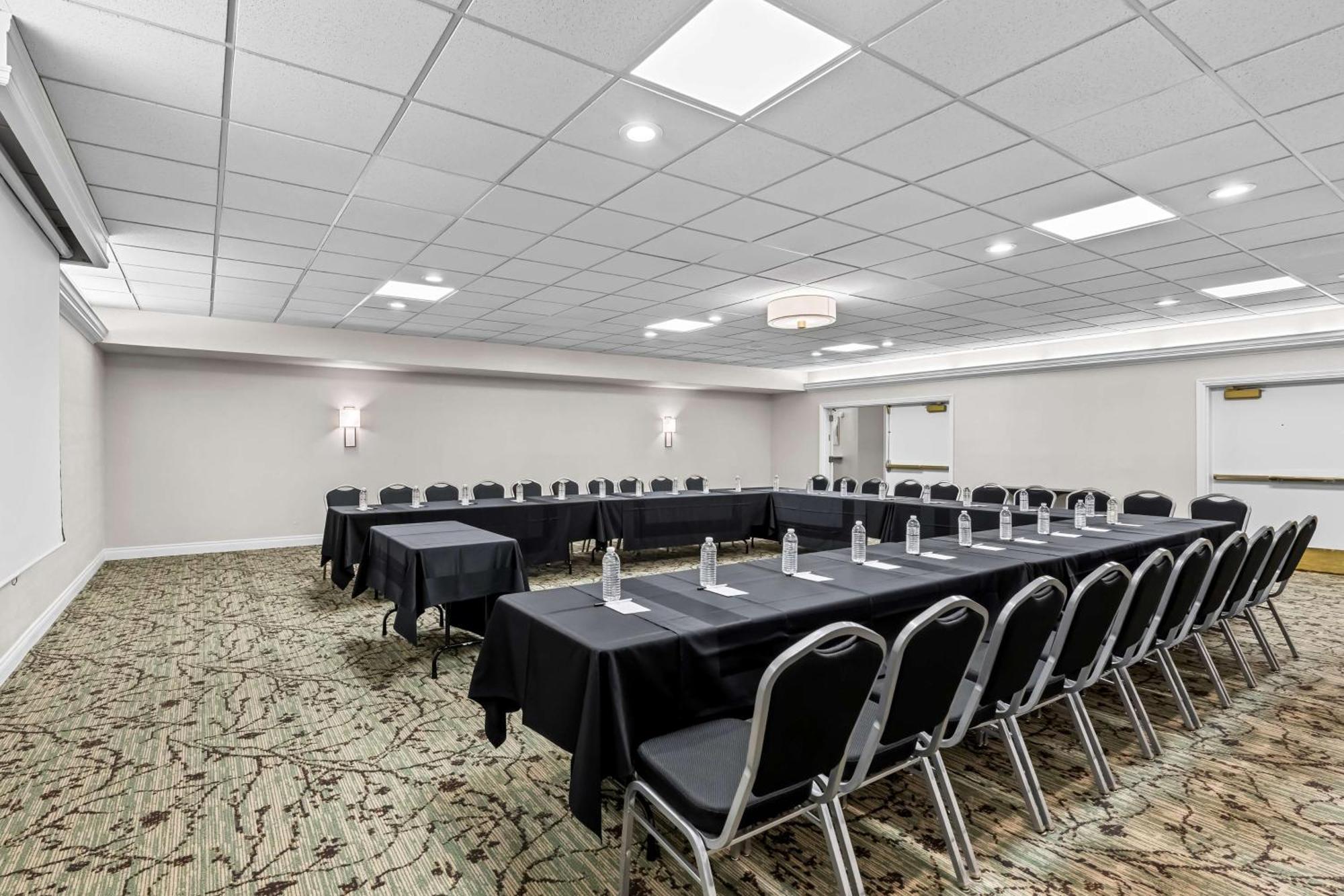 Best Western Plus Puyallup Hotel Extérieur photo