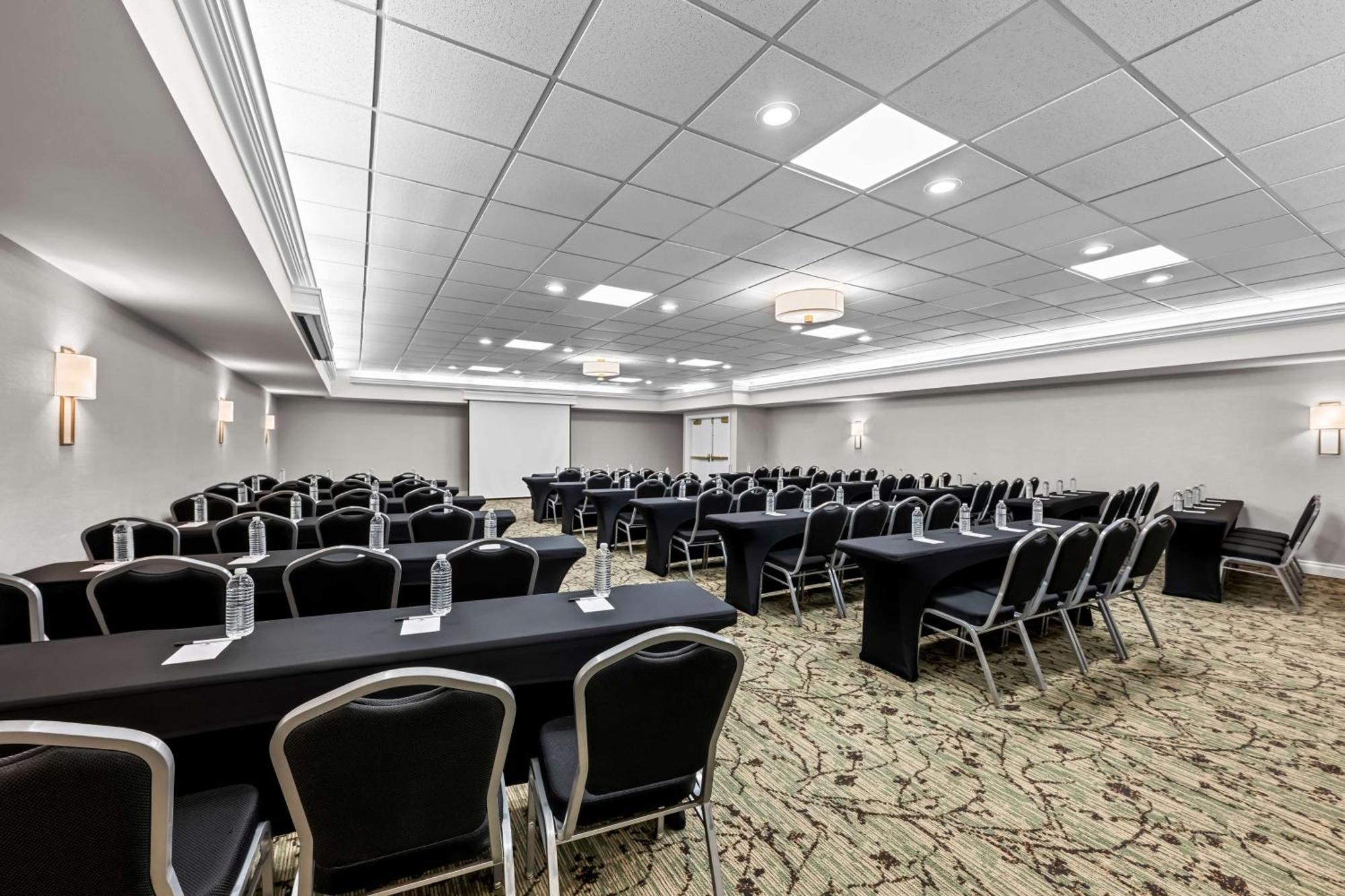 Best Western Plus Puyallup Hotel Extérieur photo